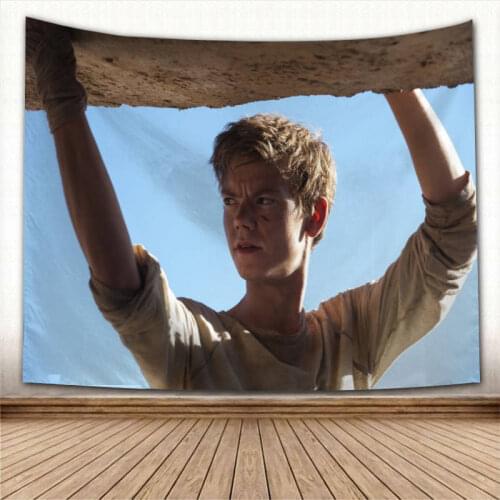 Thomas Sangster Wall Hanging Tapestry Home Party Decorative Tapestries Photo Background Cloth Table Cloth Wall Tapestry 0318