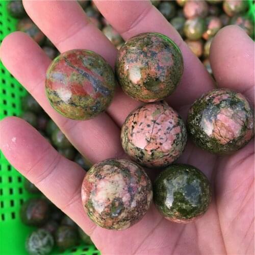 Natural quartz crystal ball for home decoration