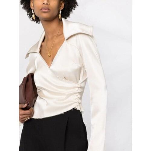 Women Shirt 2021 Fall V-neck Wrap Shirt Temperament Commuter Short Shirt Long-sleeved Top Two-color Black and Champagne Shirt