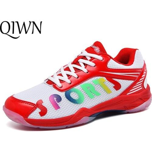 QIWN Badminton Sneakers