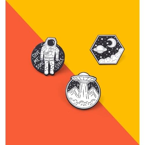 Travel In Space Landscape Enamel Pin Planet Ufo Takes Off Bag Brooches Lapel Badge Cartoon Jewelry Gift For Kid Friend Wholesale
