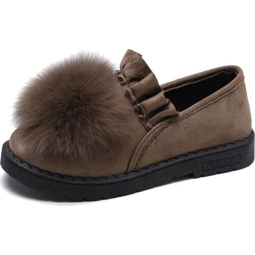 2020 Winter New Ladies Peas Shoes Cute Fluffy Fur Ball Fashion Warm Low Cut Non-slip Wild Flat Warm Classic Casual Shoes B25-91
