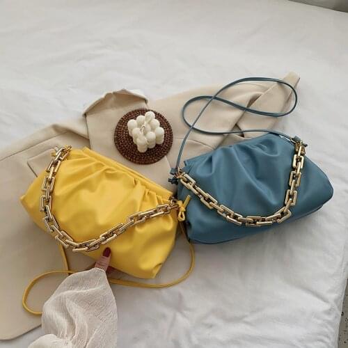Elegant Lady Thick Gold Chain Cloud Pleated Clutches PU Leather Singler Shoulder Bags Fashion Solid Color Dumpling Clip Purses