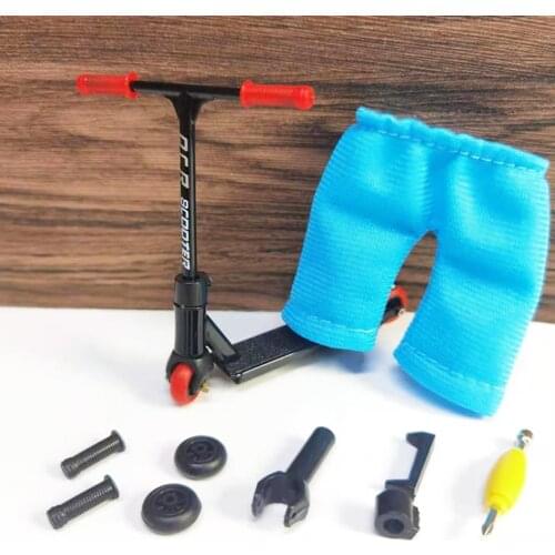 Mini Alloy Finger Scooter Model Set Interactive Finger Toy Novelty Sensory Activity Finger Scooter Skateboard Kit Children Toy