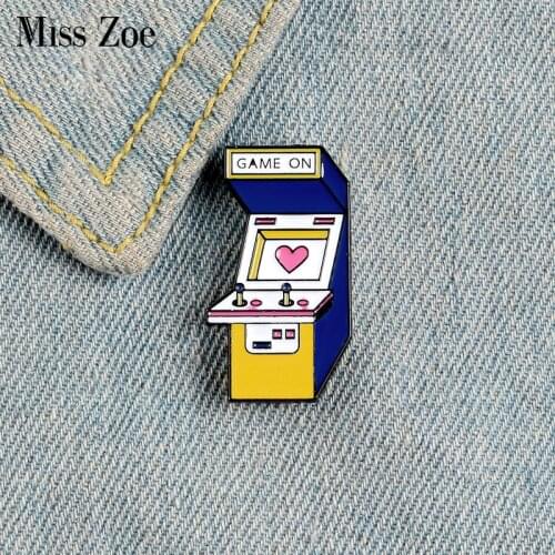 Game On Enamel Pins Custom Vintage Arcade Brooches Lapel Pin Shirt Bag Video Game Badge TV game Jewelry Gift For Kids Friends