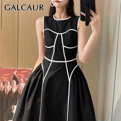GALCAUR Black Pullover Dress For Women O Neck Sleeveless High Waist Loose Hit Color Knee Length Dresses Female 2021 Clothing New