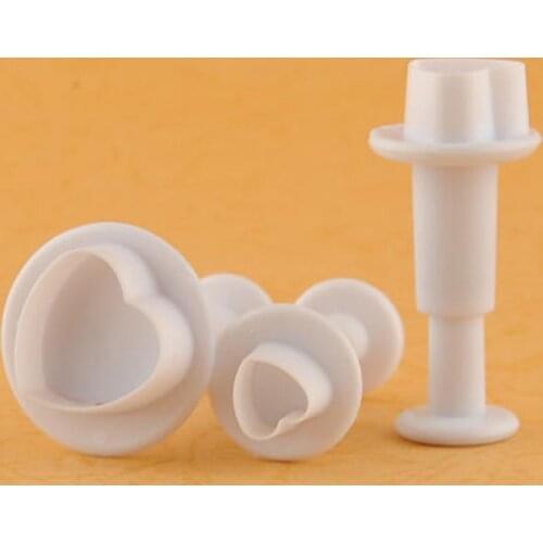 Heart Shape Small Fondant Plunger Cutter Set Cake Cookies Mold, 3Pcs DIY Cake Plunger Cutter Molds Sugarcraft Cake Decorating