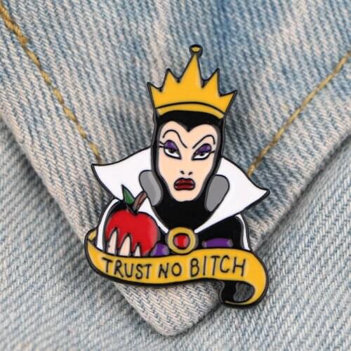 LT837 Queen Enamel Pins Custom Brooches Lapel Badge Jewelry For Backpack Decoration Friends Kids Gift Accessories