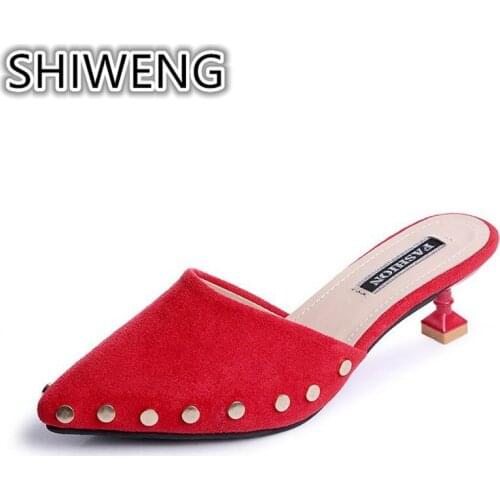 New spring fashion metal decorative baotou womens shoes soft soles comfortable pointed sandals