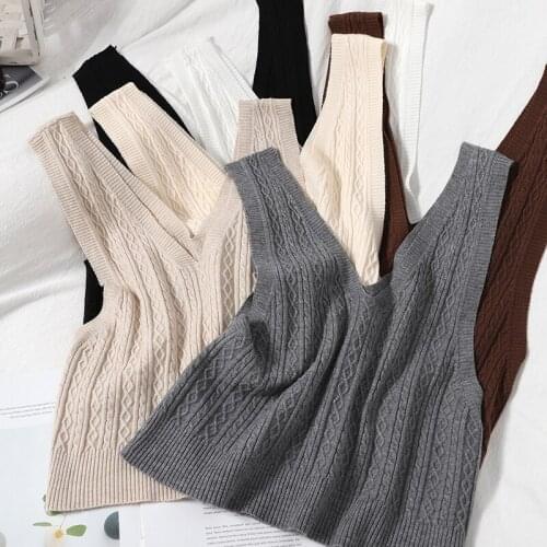 Winter Fashion V-neck Comfortable Knitted Vest New Look Thin Versatile Linen Pattern Solid Color Top Women