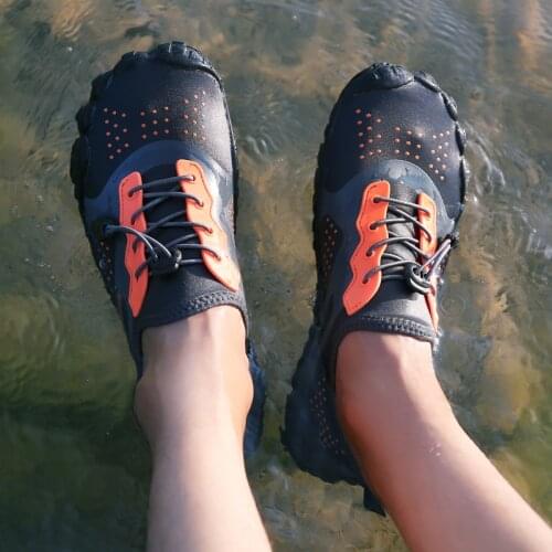 Swimming Shoes Men And Women Water Sports Shoes Beach Quick-Drying Barefoot Surfing Outdoor Hiking Fitness Wading Shoes Men