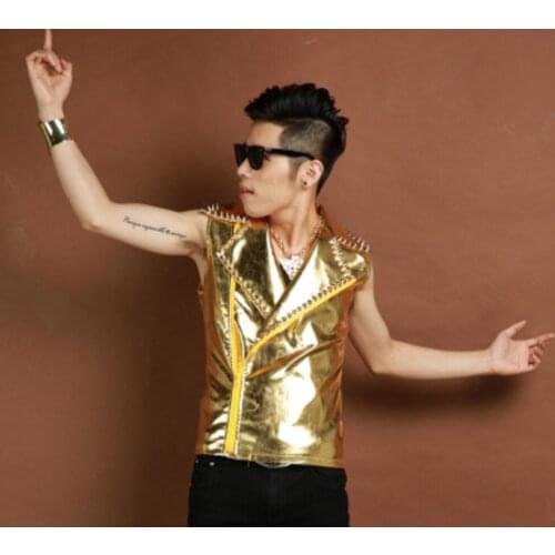 ZHQUNHUU Goods For Tourism