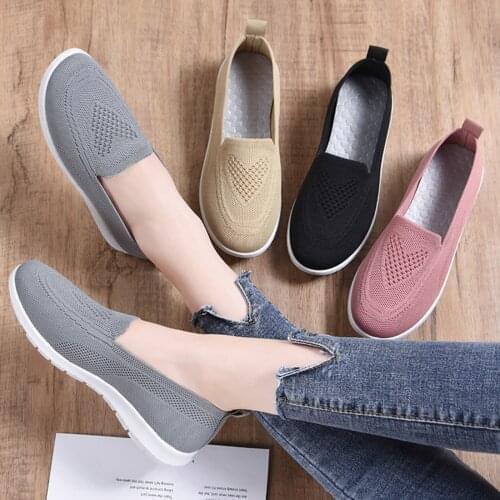 Summer Sneakers Women Vulcanize Shoes High Quality Slip On Soft-Soled Comfortable Super Light Flying Woven Casual Ladies Shoes