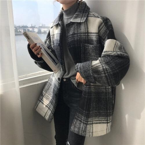 Womens Autumn Plaid Wool Blends Vintage Coat Jacket Check Batwing Sleeve Korean Woman Coats 2020 Winter Pocket Outerwear Ladies
