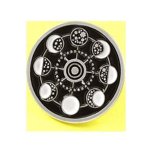 Moon change rule Black disk Enamel Pins Fashion Bag Clothes Brooch Badge Gothic Jewelry Gift for Astronomy Amateur Fans Friends
