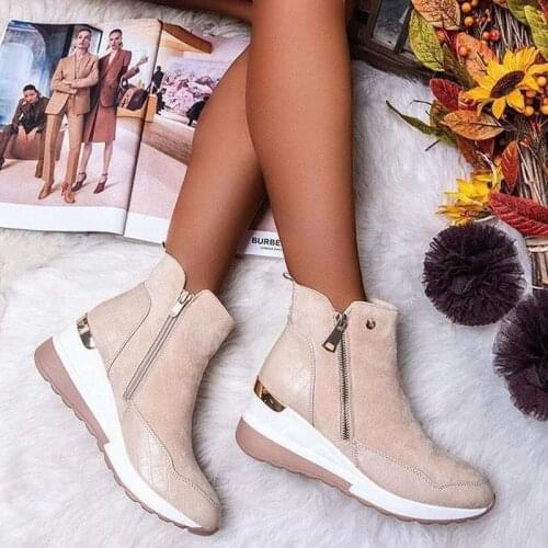 Sponge Mice Winter Boots