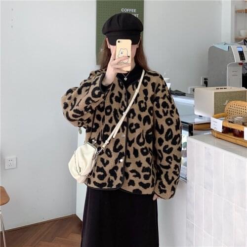 WERUERUYU 2020 Autumn winter coat women Leopard Pockets stitching lamb hair long sleeve Button comfortable slim jacket