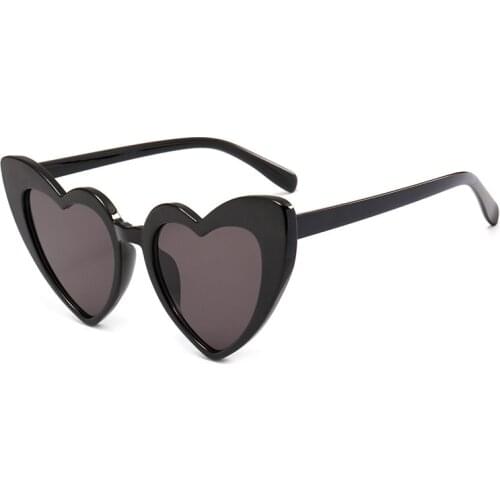 2021 New fashion love Sunglasses Carina Lau same Sunglasses Womens gradient heart-shaped glasses