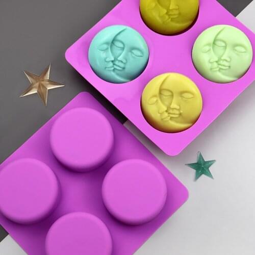 2021 Sun Moon Silicone Soap Molds 4 Cavity Crescent Moon Face Silicone Mould For Homemade Bar Bath Diy Candle Resin Making