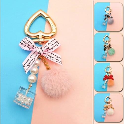 Bowknot Keychain Woman Tassel pearl Key Pearl Chain Gold Heart Key Ring Girl Bag Pendant Faux Rabbit Fur Ball PomPom Keychain