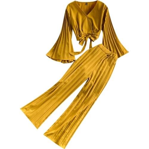 New Spring Autumn Women Sets Sexy V-Neck Pleated Speaker Sleeve Short Top And Pleated Wide Leg Long Pants Two Piece Set