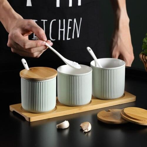 Creative Ceramics Spice Jar Suit Seasoning Box Three-piece Suit Kitchen Storage Home Decorations with Lid with Spoon