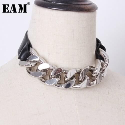 [EAM] Women Black Pu Leather Metal Chain Stitch Necklace New Temperament Fashion Tide All-match Spring Autumn 2021 1B797