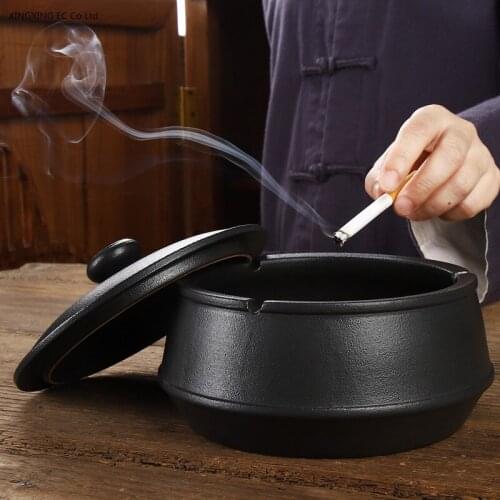 Simple Ceramic Ashtray Creative Large Windproof Ashtray with Lid Home Office Smoking Supplies Home Decoration Ashtray Ornaments
