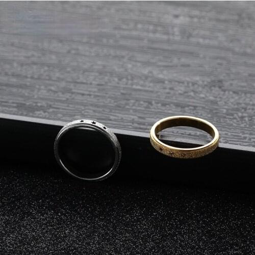 Fashion Titanium Steel Rings Minimalism Hollow Stars Finger Ring for Cocktail Party Men Women Rings Promise Ring Wedding Jewelry