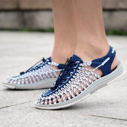 Breathable Summer Men Woven Sandals Big Size Beach Water Aqua Shoes Comfortable Personality Walking Shoes 38-48 Black Men Shoes