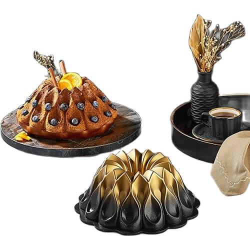 Vip John Drip Cake Mold Kitchen Flour Food Decoration Sliced Cake for Birthday and Celebrations