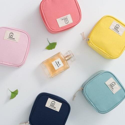 Portable Small Cosmetic Bag Women Waterproof Makeup Bag Travel Organizer Bag Toiletry Bag Neceser Mujer Kosmetyczka Make Up Box