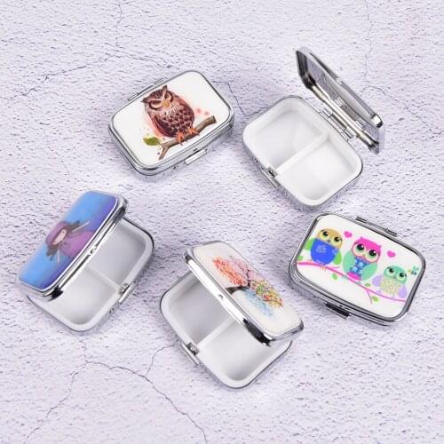 Colorful Pill cutter Splitters Portable Metal Pill box Folding pill case container for Medicines Organizer color random