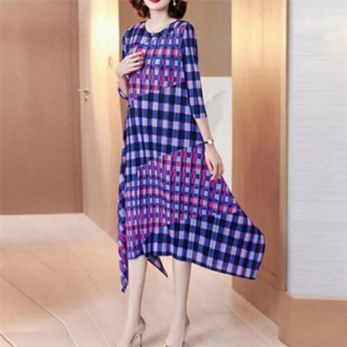 2021 new spring ladies Miyak long-sleeved dress fashionable and comfortable pleated loose large size slim mid-length party dress