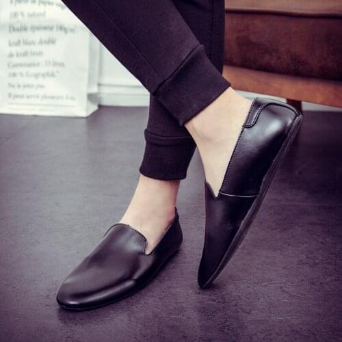 Fashion Men Casual Genuine Leather Moccasins Slip On Flats Men Loafers Breathable Comfortable High Quality Mens Driving Loafers