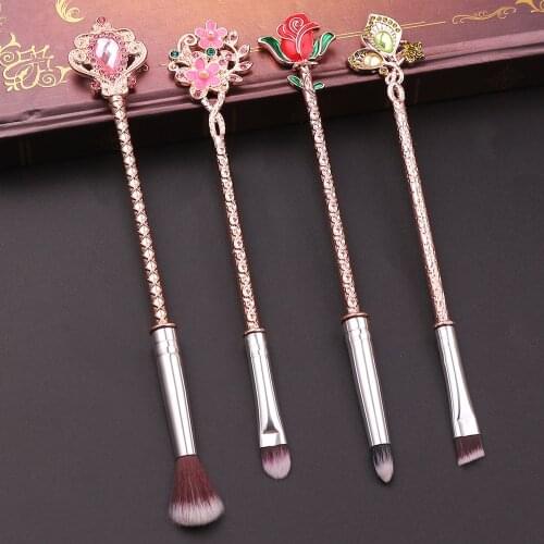 Beauty And The Beast Rose Flower Makeup Brushse set Cosmetic Tool Face Accessories Make up Make up Brushes Set Maquiagem