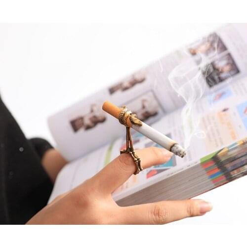 New Arrival Cigarette Holder Ring Rack Finger Clip Bronze Opening Adjustable Cigarettes Holder Smoking Accessories Gift