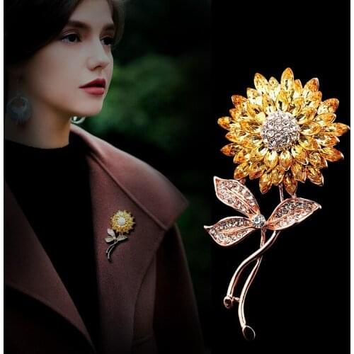 Women Brooches Charming Rhinestones Crystal Sunflower Shaped Brooch Pin Gift Clothes Accessories Fashion Jewelry