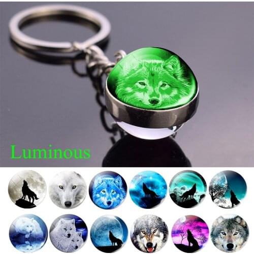 Wolf Moon Luminous Keychain Glass Ball Pendant Wolf Head Keychain Glow In The Dark Key Chain Holder Men Women Christmas Gift