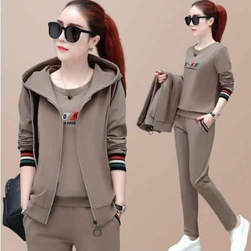 Three-piece Vest New Korean Autumn Long-sleeved Sweater Western Style Large Size Casual Sportswear Set Women