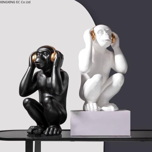 Creative Monkey Key Storage Decoration Restaurant Coffee Table Snacks Dried Fruit Tray Gift Art Animal Statue Home Decoration
