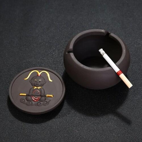 Chinese Purple Clay Kung Fu Tea Pet Monkey King Ashtray Portable Windproof Car Ashtray Craft Gifts Creative Home Decorations