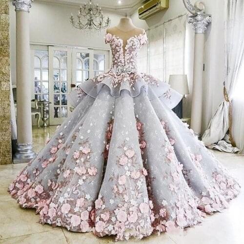Charming Princess Ball Gown Quinceanera Dresses with 3D Applique Handmade Flowers Pageant Gowns vestidos de 15 años