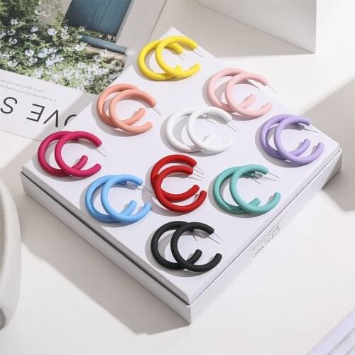 IPARAM Fashion Candy Color Resin Circle Hoop Earrings Korean Semicircle C Shape Round Acrylic Earrings 2021 Trendy Jewelry Gifts