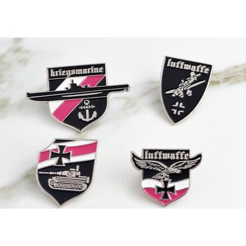 Ww2 wwii Fighter Warship Eagle Tank German Luftwaffe Air Force Brooches Pins Badges Lapel pin Brooches for men Wholesale
