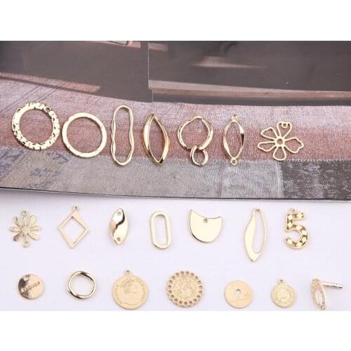 10pcs Vintage Coins Irregular Shape Pendants Dangle Earrings For Women Necklace Bracelet Material Diy Ear Jewelry Accessories