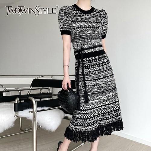 TWOTWINSTYLE Vintage Print Knitting Dress For Women O Neck Puff Short Sleeve High Waist Lace Up Slim Midi Dresses Female Fashion