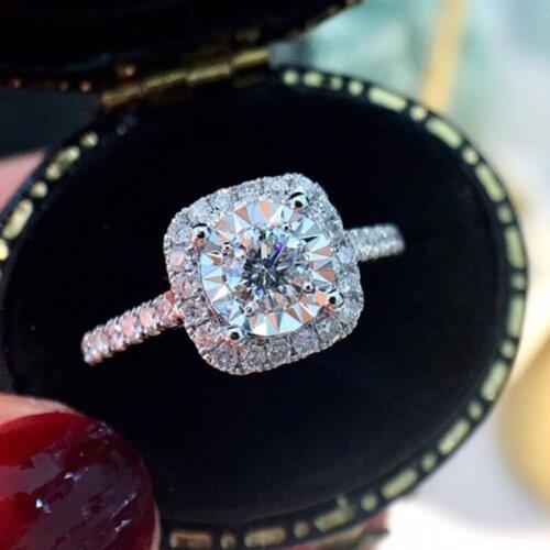 Classic Wedding Ring Four Claw Exquisite Shiny Zircon Ring Luxury Wedding Brides Ring Party Jewelry Anniversary Gift