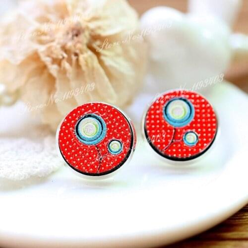 Unique 3D Flower Embossed 16mm Round Coloured Drawing pattern Laser Cut wood Cabochon DIY for Rings, Earring,Brooch,Necklace