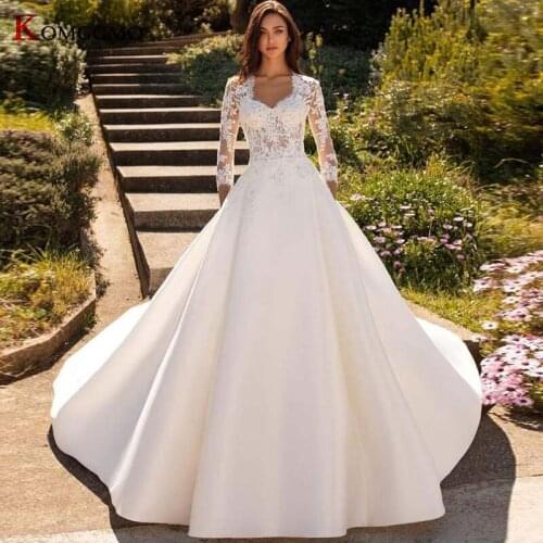 Elegant Strapless with Jacket Embroidery Appliques Tulle Sleeveless Wedding Dress High-End Sleeveless Button Back Wedding Dress